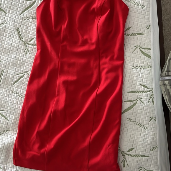 Red guess dress size 4 - Picture 2 of 5